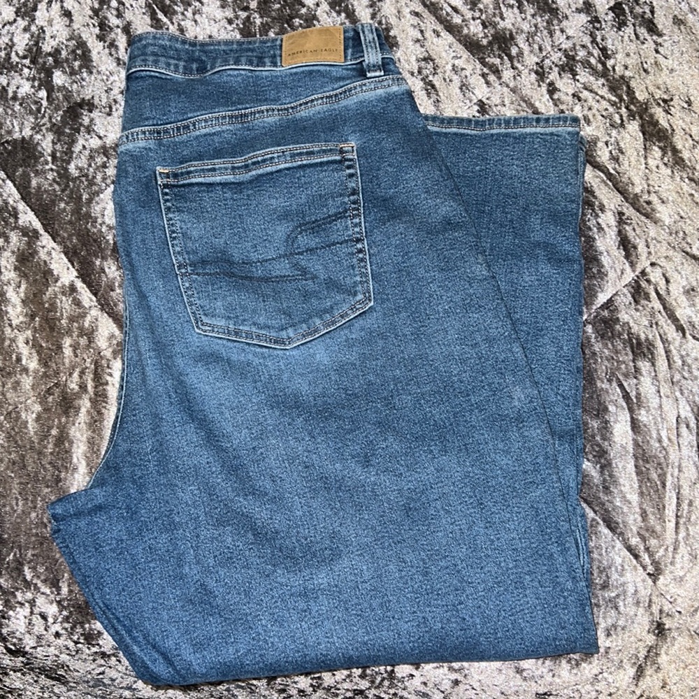 American Eagle Mom Jeans